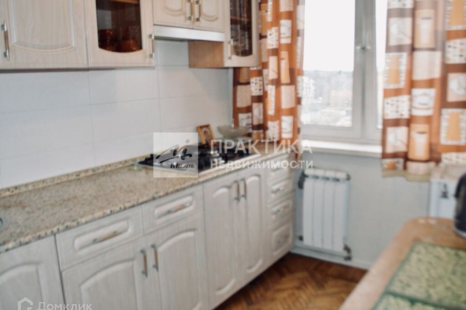 Сдаётся 3-комнатная квартира, 56.4 м²