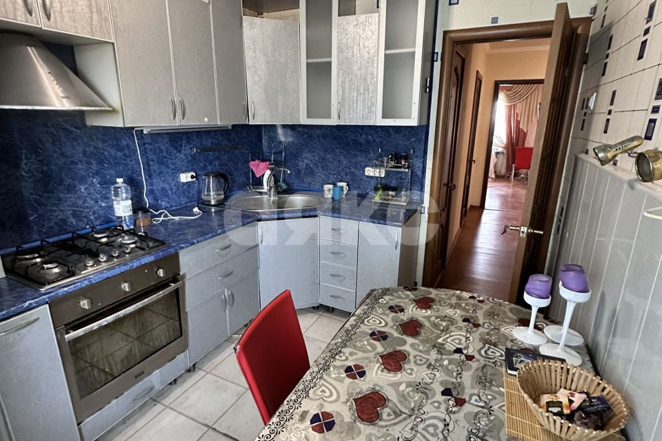 Продаётся 3-комнатная квартира, 71 м²