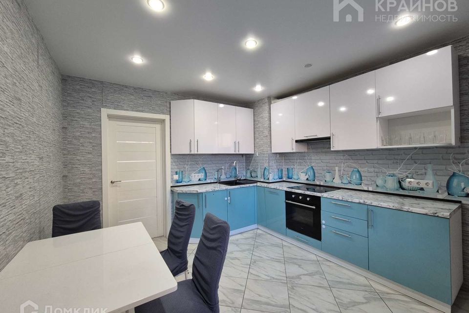Продаётся 3-комнатная квартира, 93.7 м²