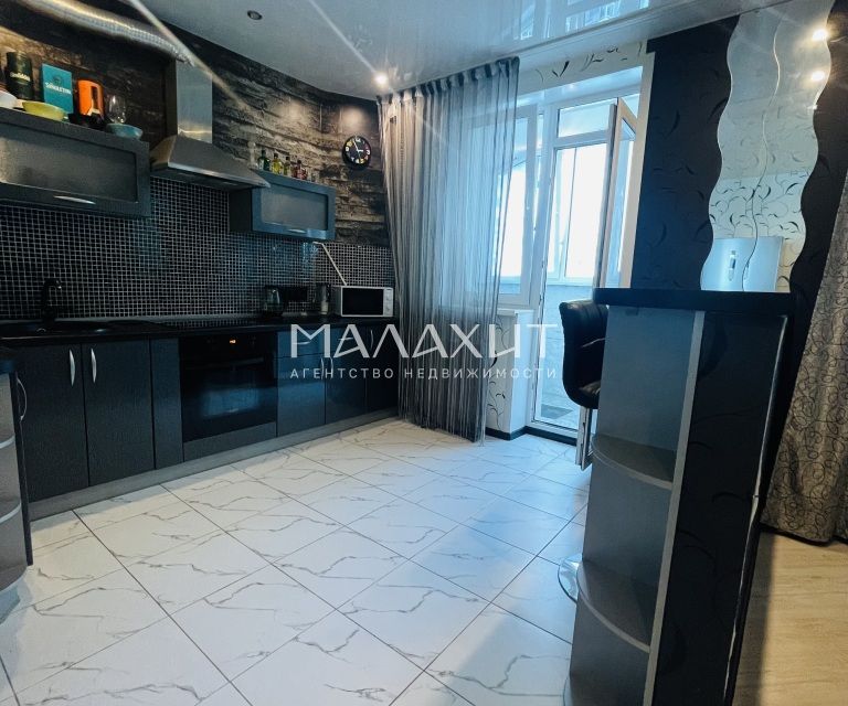 Сдаётся 1-комнатная квартира, 54 м²