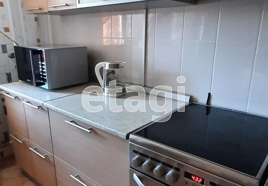 Сдаётся 2-комнатная квартира, 74 м²