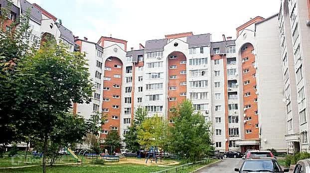 Продаётся 2-комнатная квартира, 69.5 м²
