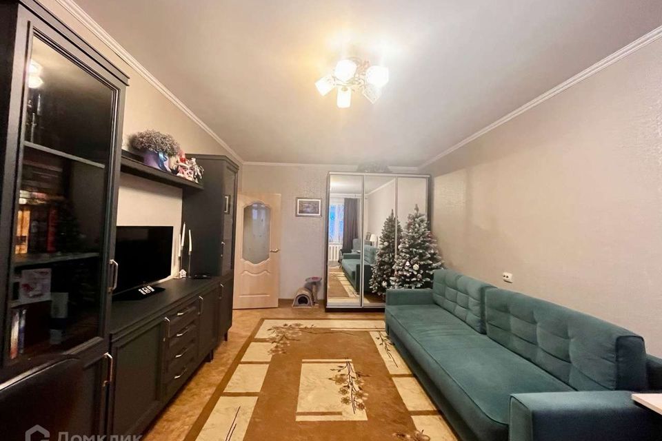 Продаётся 1-комнатная квартира, 38 м²
