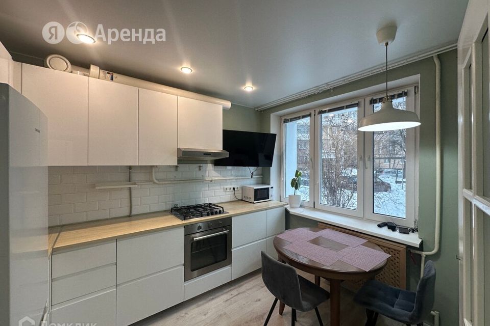 Сдаётся 1-комнатная квартира, 35 м²