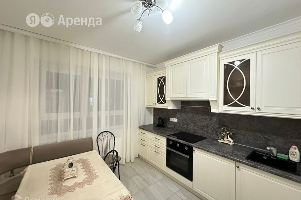 Сдаётся 2-комнатная квартира, 56 м²