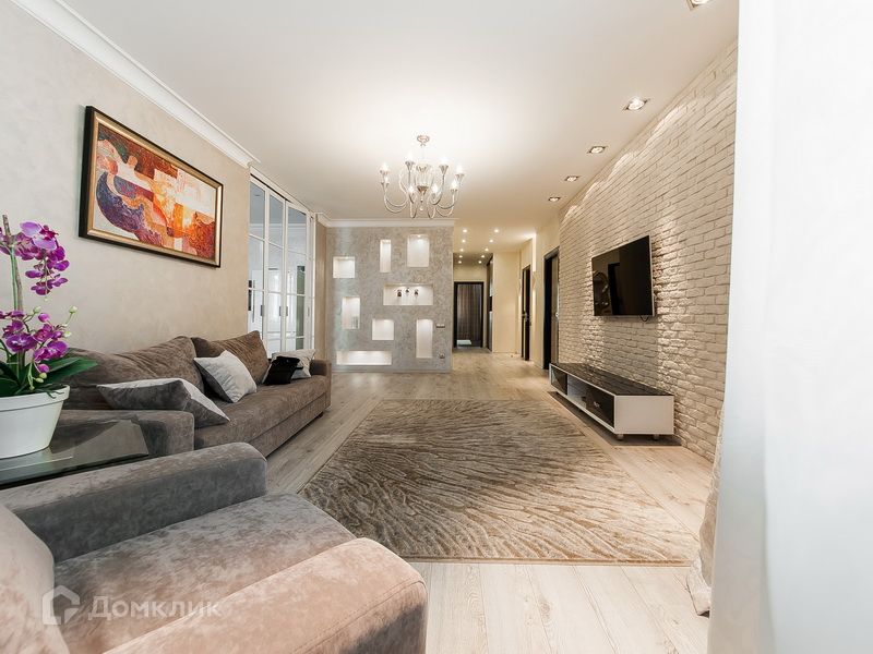 Сдаётся 3-комнатная квартира, 150 м²