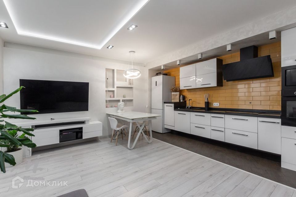 Продаётся 2-комнатная квартира, 55.5 м²