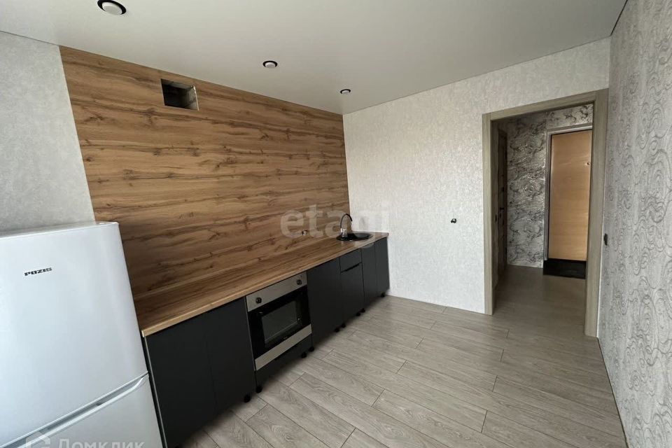 Продаётся 1-комнатная квартира, 37.9 м²