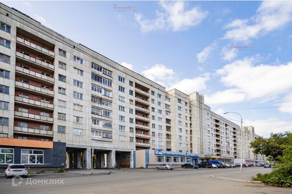 Продаётся 3-комнатная квартира, 102 м²