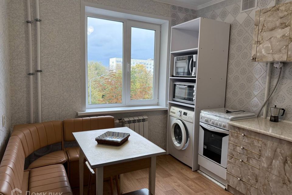Продаётся 3-комнатная квартира, 58.3 м²
