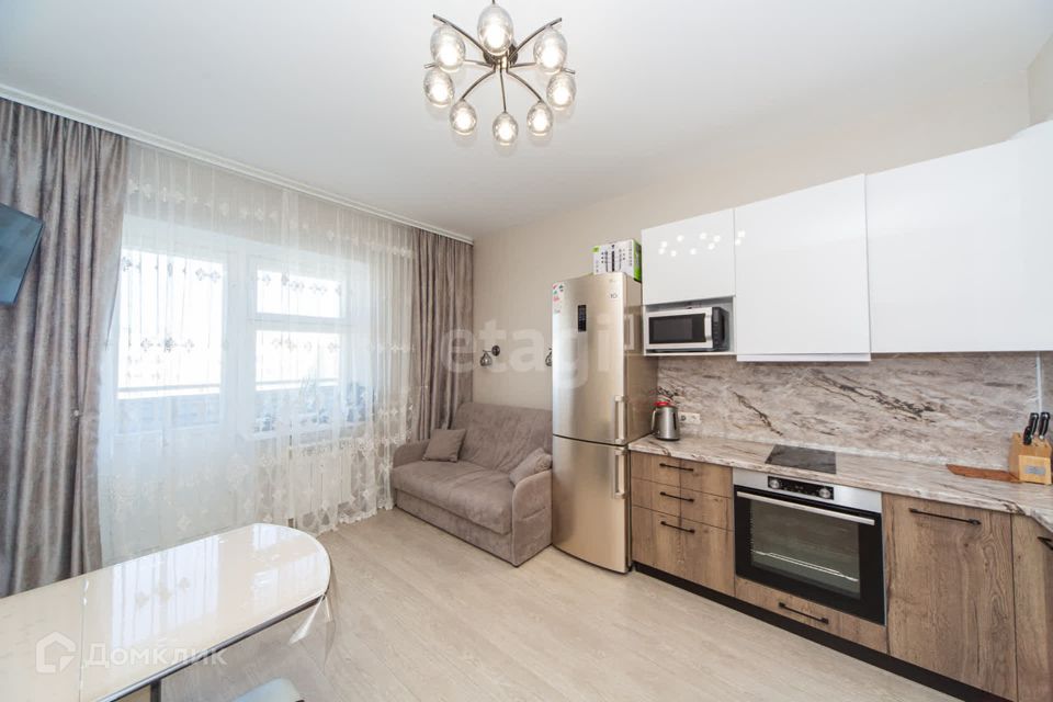 Продаётся 2-комнатная квартира, 68.6 м²
