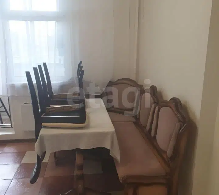 Продаётся 3-комнатная квартира, 82.5 м²