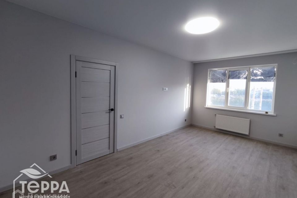 Продаётся 1-комнатная квартира, 38.6 м²