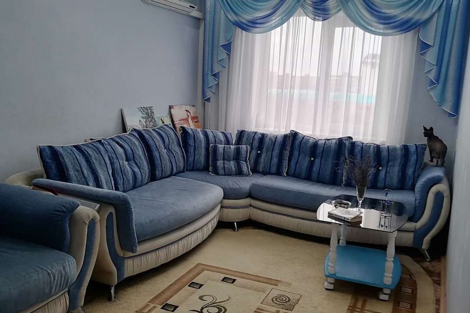 Продаётся 4-комнатная квартира, 83 м²