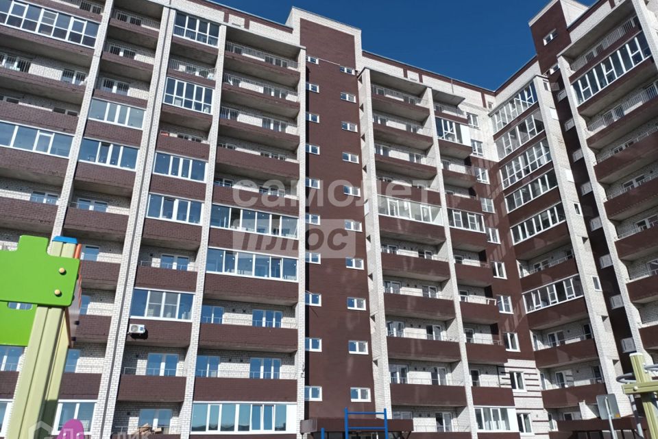 Продаётся 2-комнатная квартира, 63.3 м²
