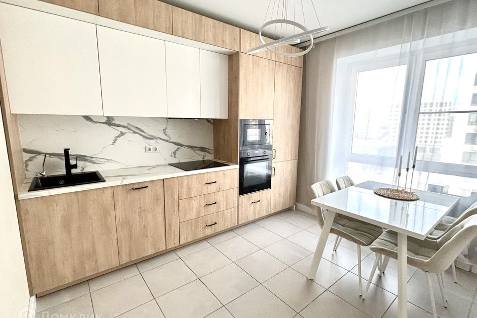 Продаётся 2-комнатная квартира, 47.5 м²