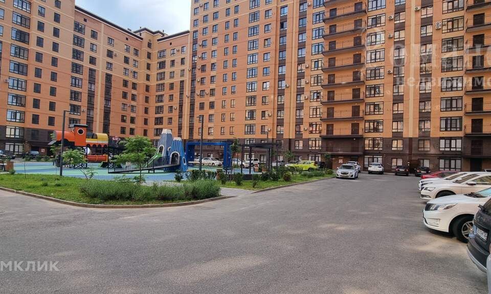Продаётся 2-комнатная квартира, 65 м²