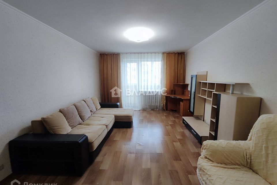 Сдаётся 1-комнатная квартира, 56 м²
