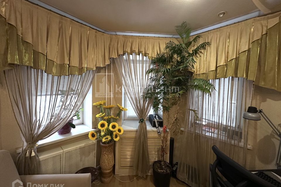 Продаётся 2-комнатная квартира, 72 м²