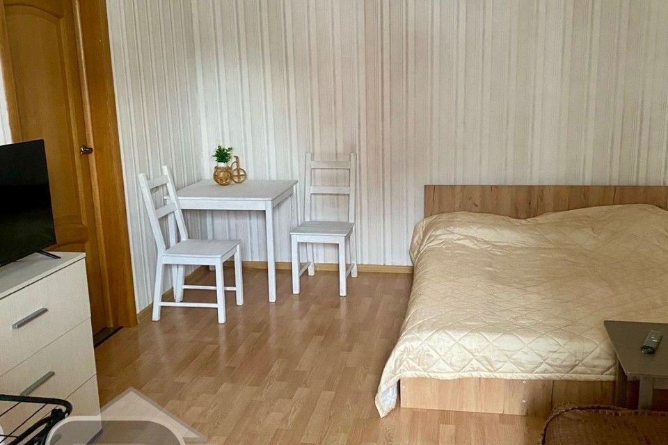 Продаётся 1-комнатная квартира, 37.6 м²
