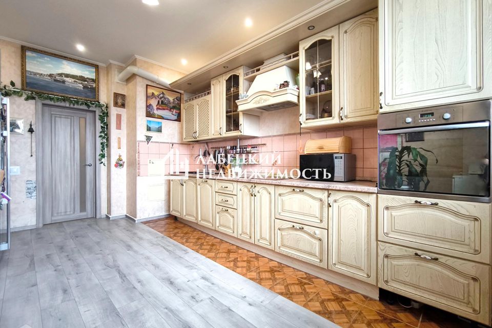 Продаётся 2-комнатная квартира, 88.7 м²