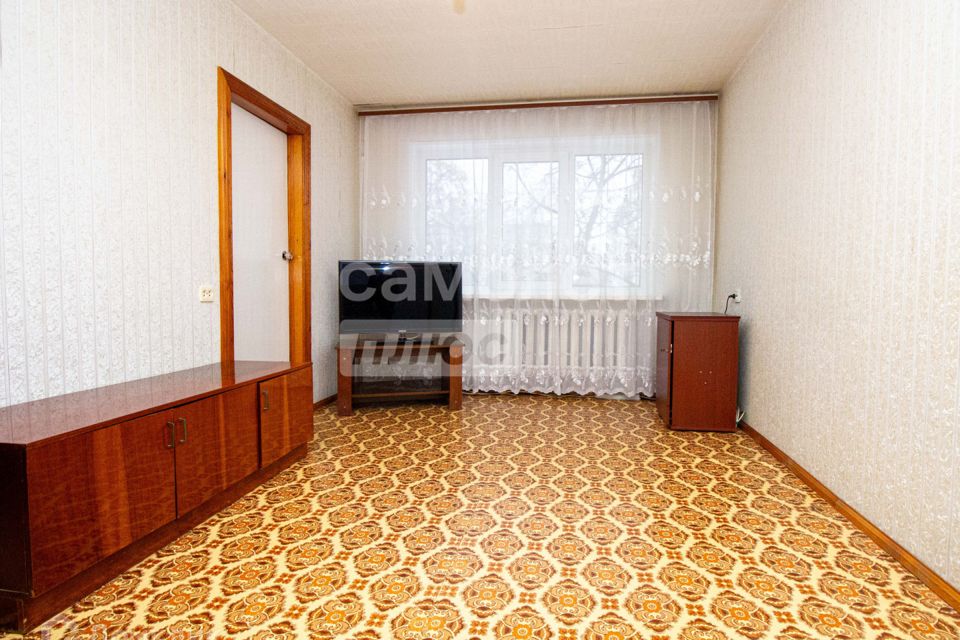 Продаётся 4-комнатная квартира, 61 м²