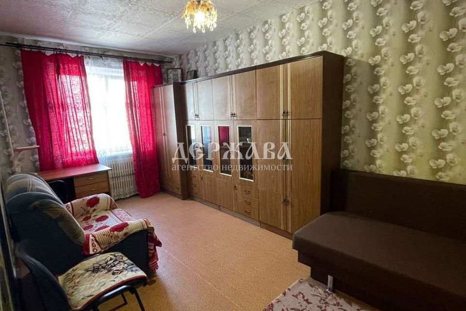 Сдаётся 1-комнатная квартира, 40 м²
