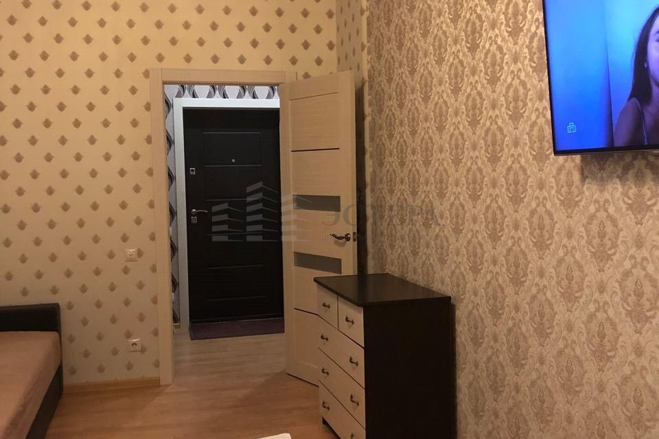 Продаётся 1-комнатная квартира, 38 м²