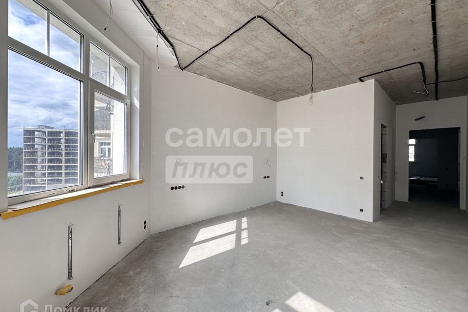 Продаётся 3-комнатная квартира, 127 м²