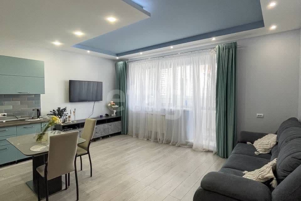 Продаётся 3-комнатная квартира, 81 м²