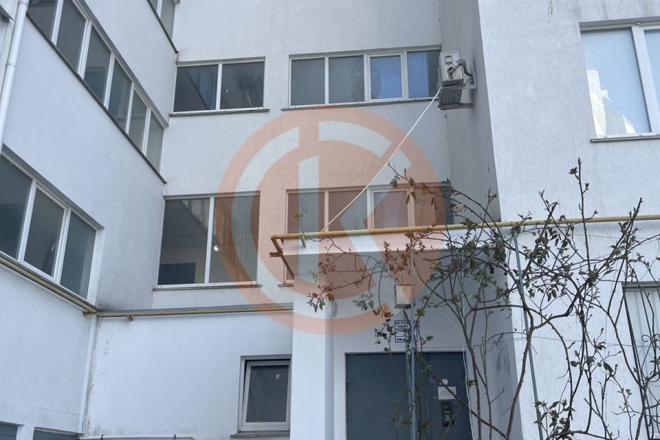 Продаётся 1-комнатная квартира, 36.7 м²