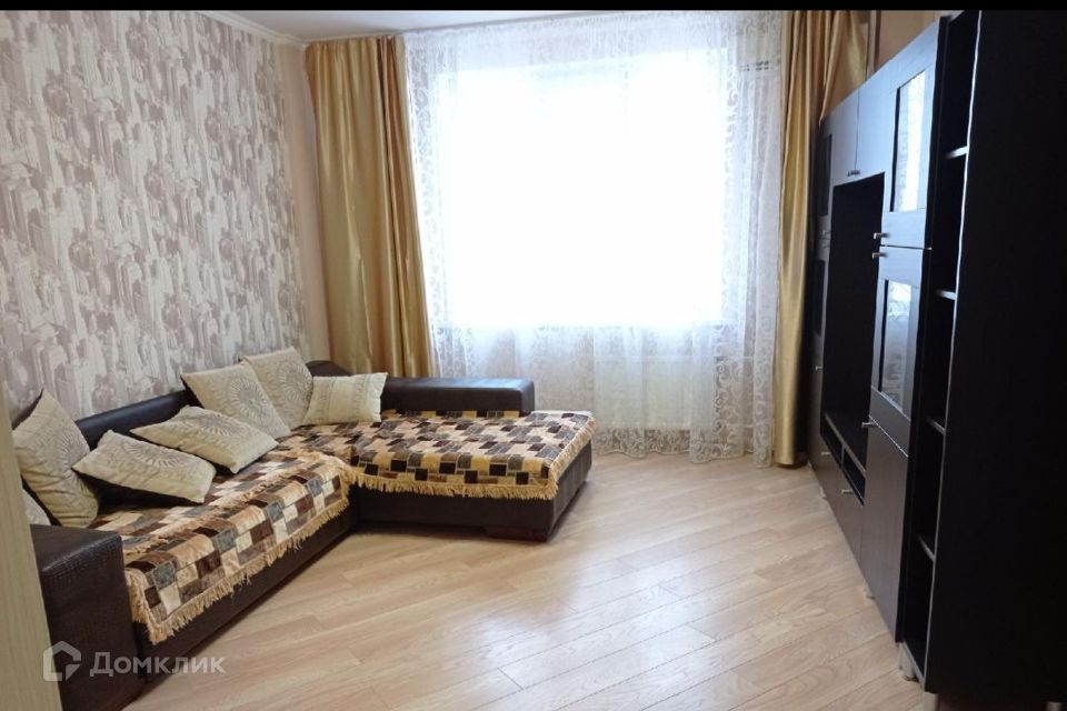 Сдаётся 2-комнатная квартира, 57.7 м²