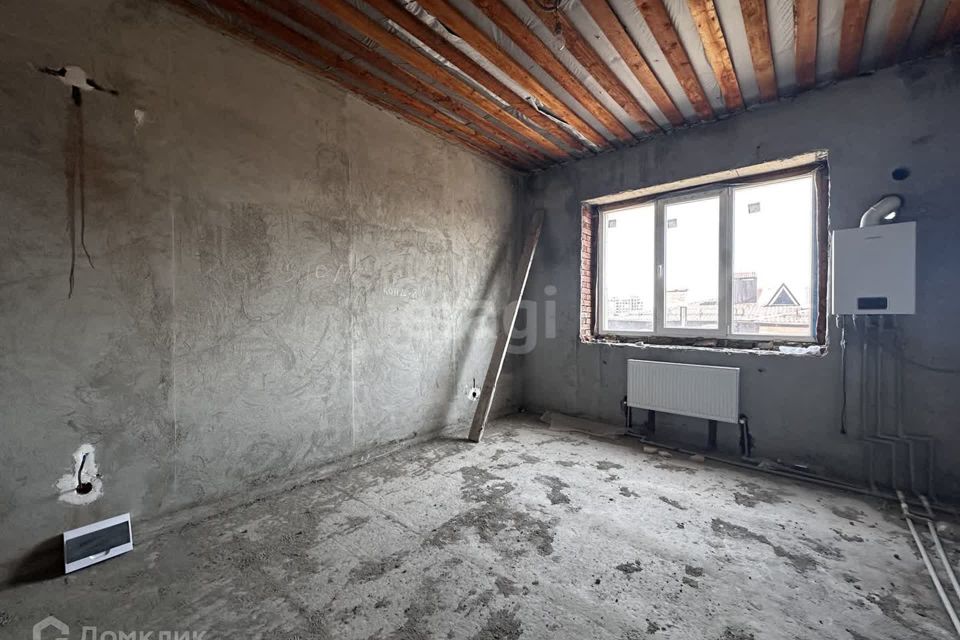Продаётся 2-комнатная квартира, 97.2 м²