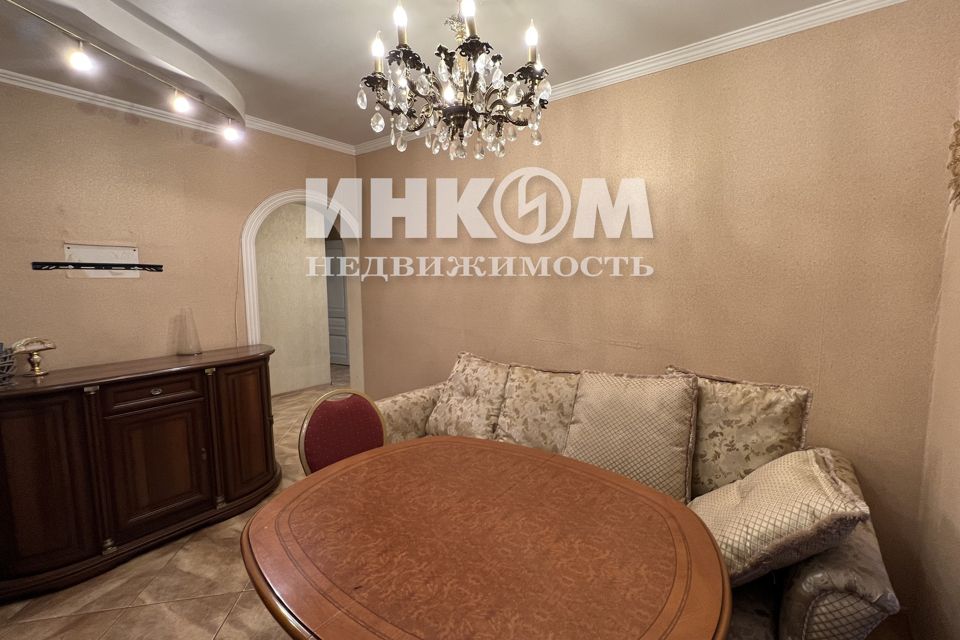 Продаётся 2-комнатная квартира, 60 м²