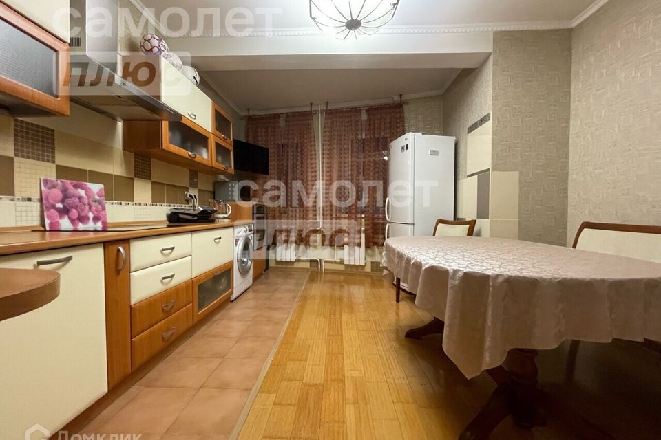 Продаётся 3-комнатная квартира, 99.5 м²