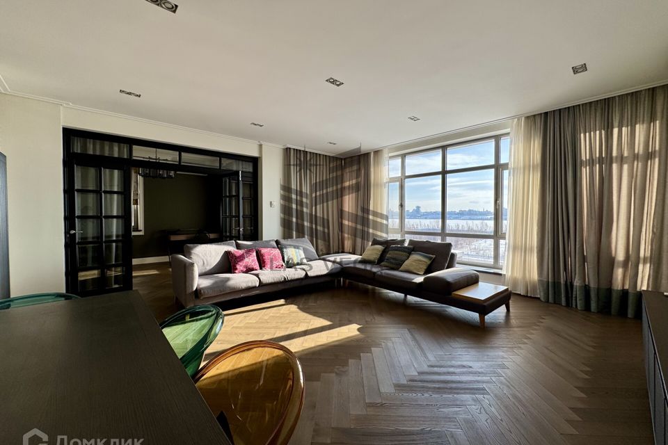 Сдаётся 3-комнатная квартира, 115 м²