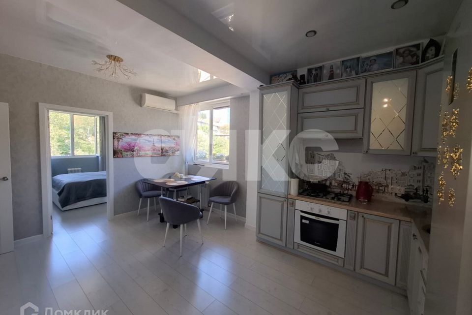 Продаётся 2-комнатная квартира, 53 м²