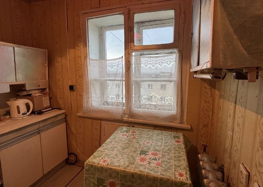 Сдаётся 3-комнатная квартира, 51.6 м²