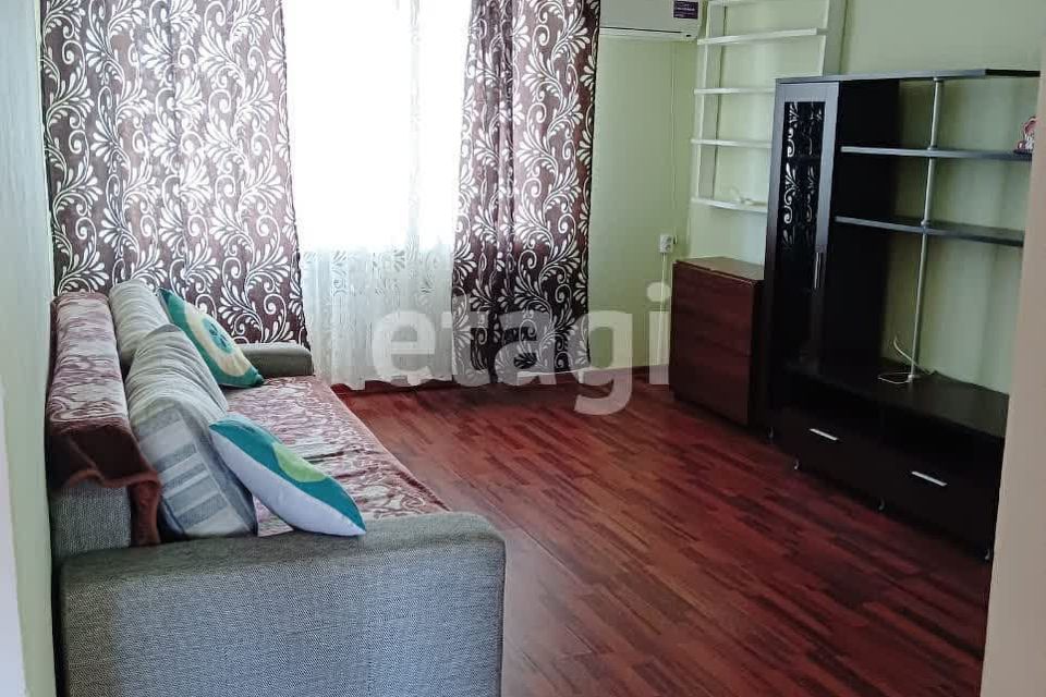 Продаётся 3-комнатная квартира, 60.2 м²
