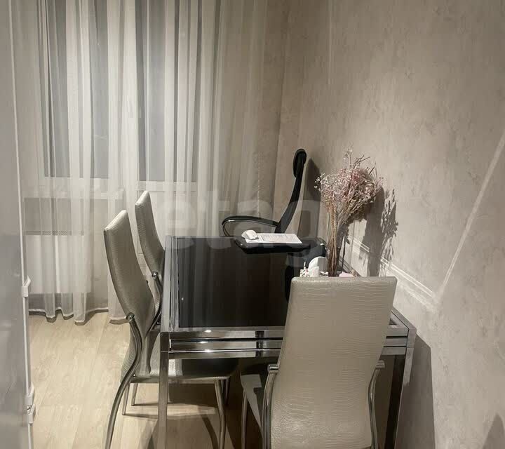 Продаётся 1-комнатная квартира, 38 м²