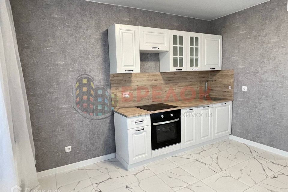 Продаётся 1-комнатная квартира, 38 м²