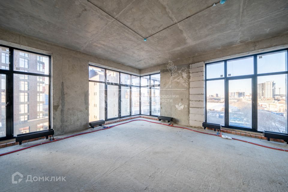 Продаётся 3-комнатная квартира, 65.5 м²