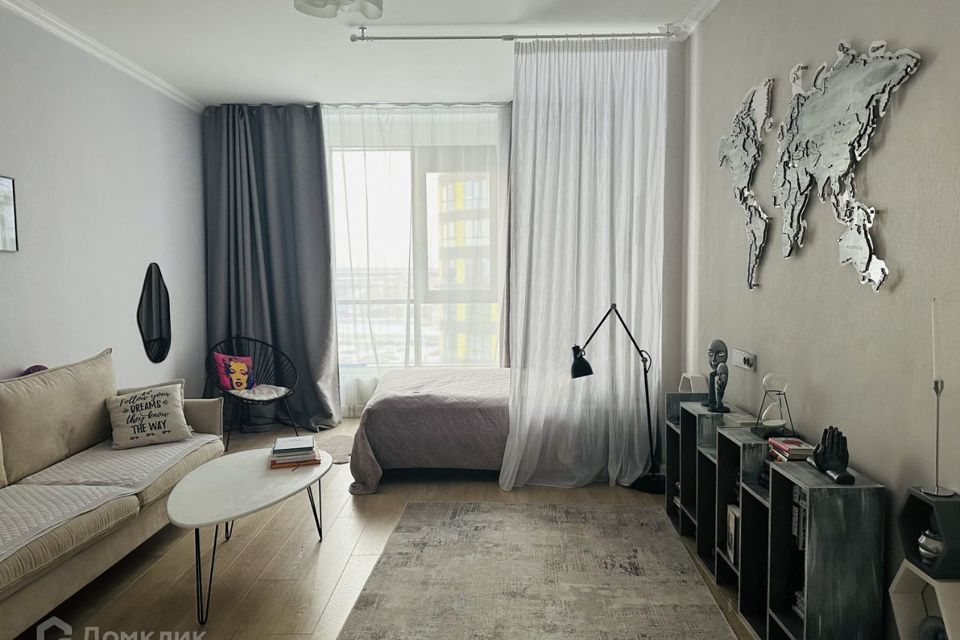 Продаётся 1-комнатная квартира, 49.8 м²