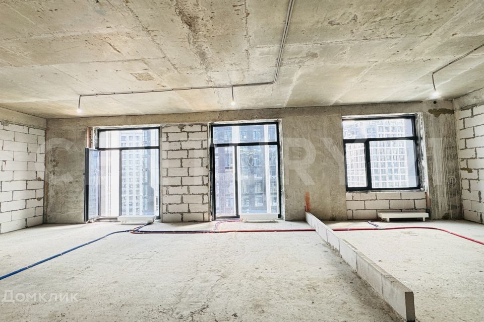 Продаётся 2-комнатная квартира, 75.6 м²