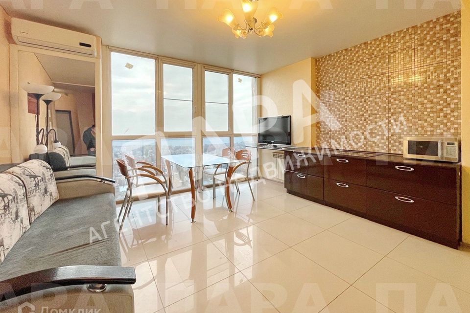 Сдаётся 2-комнатная квартира, 42 м²