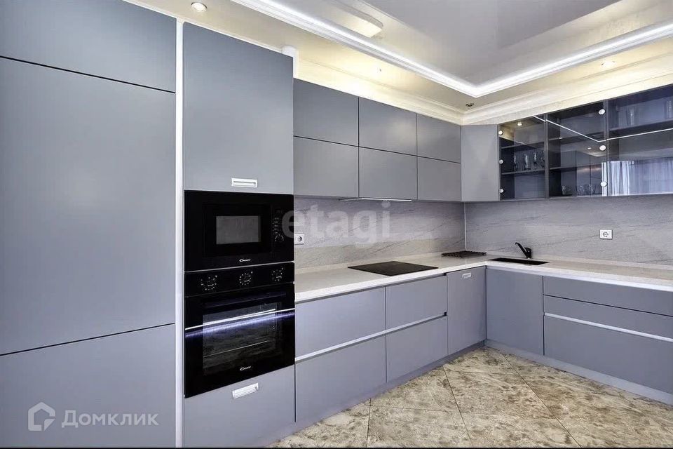 Сдаётся 1-комнатная квартира, 65 м²