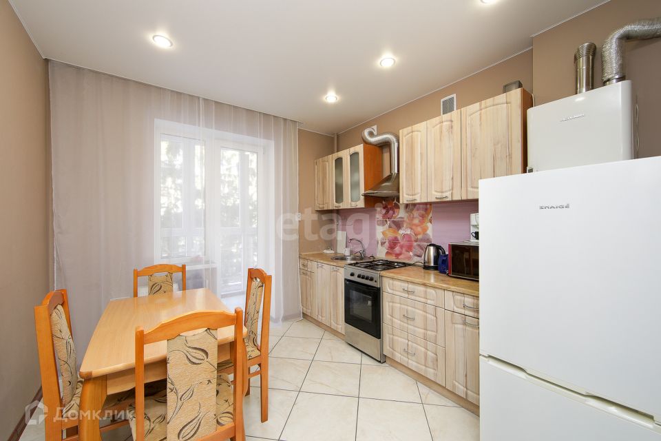 Продаётся 2-комнатная квартира, 55.4 м²