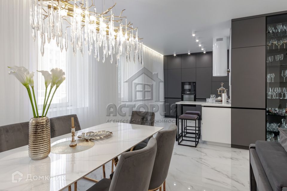Продаётся 3-комнатная квартира, 95 м²