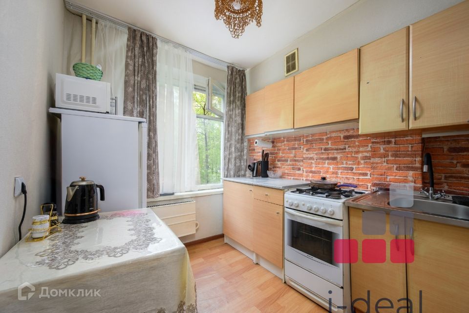Продаётся 1-комнатная квартира, 30.4 м²