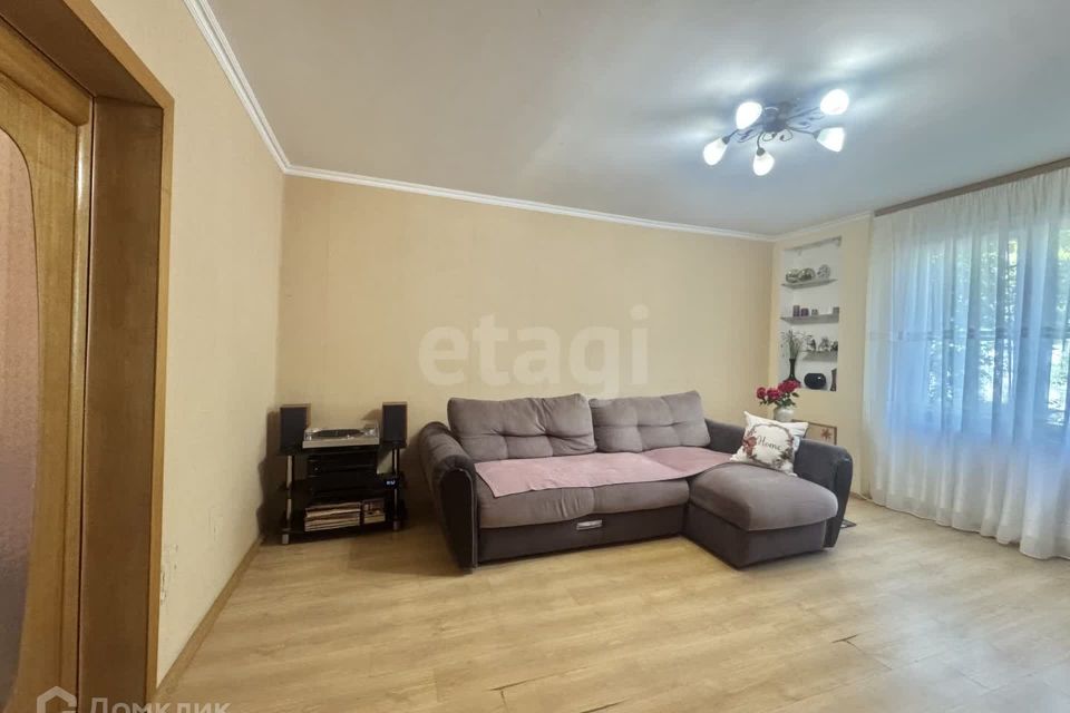 Продаётся 3-комнатная квартира, 54.6 м²